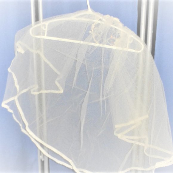 Vintage VAIL Crown Vail Communion Dress Vintage SILK Dress Girls Wedding Dress - Picture 6 of 8